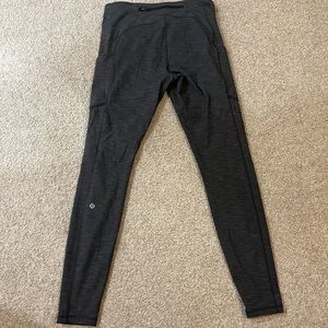 lululemon size 8 Speed Up 28”